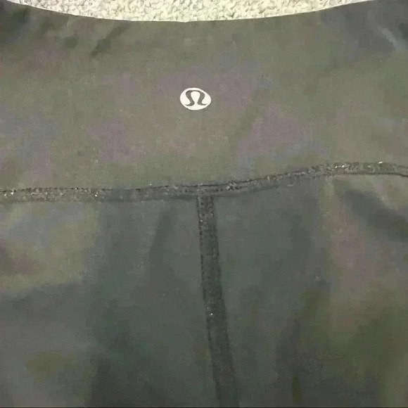 Lululemon Black Crop Leggings size 8 - Picture 4 of 4